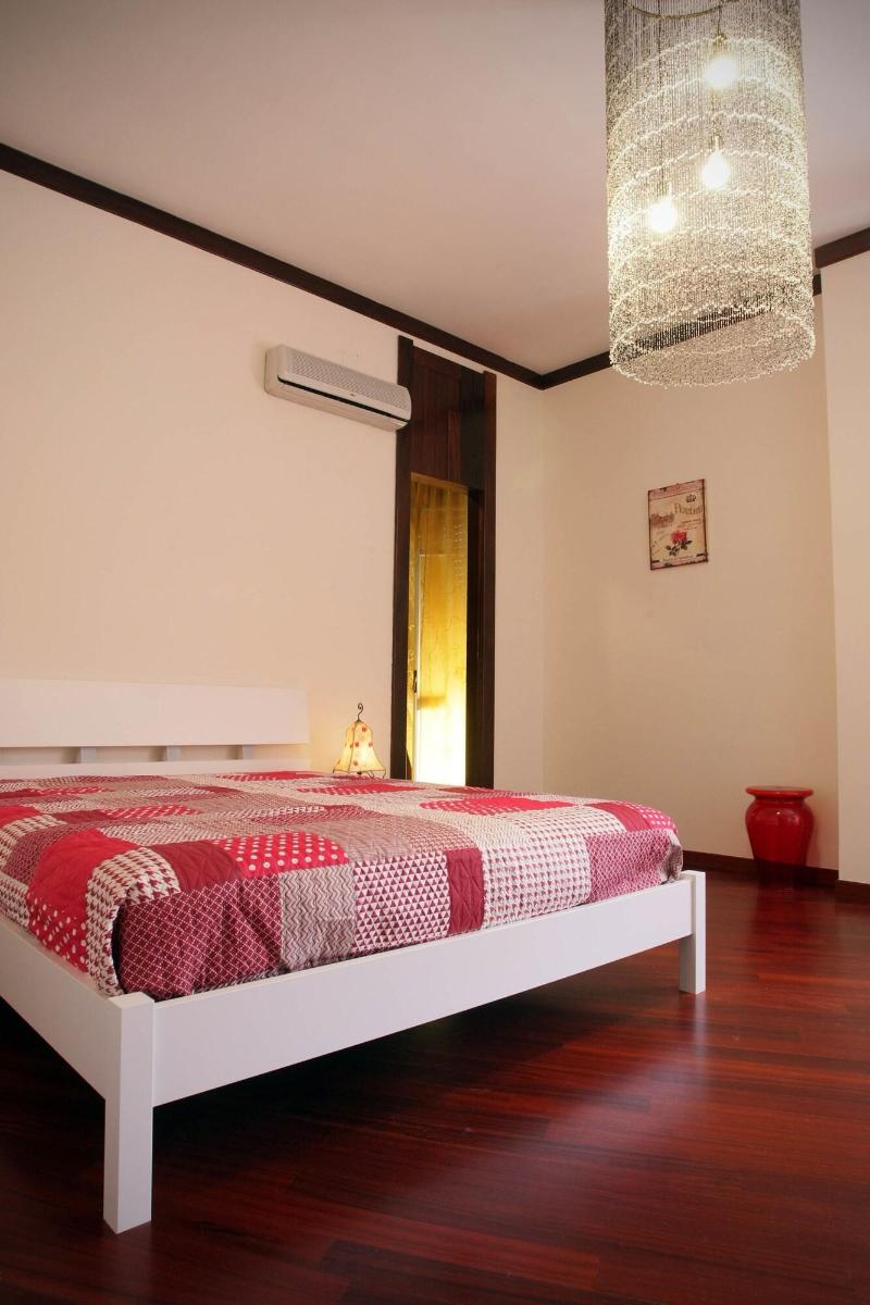 Clorinda's Rooms image
