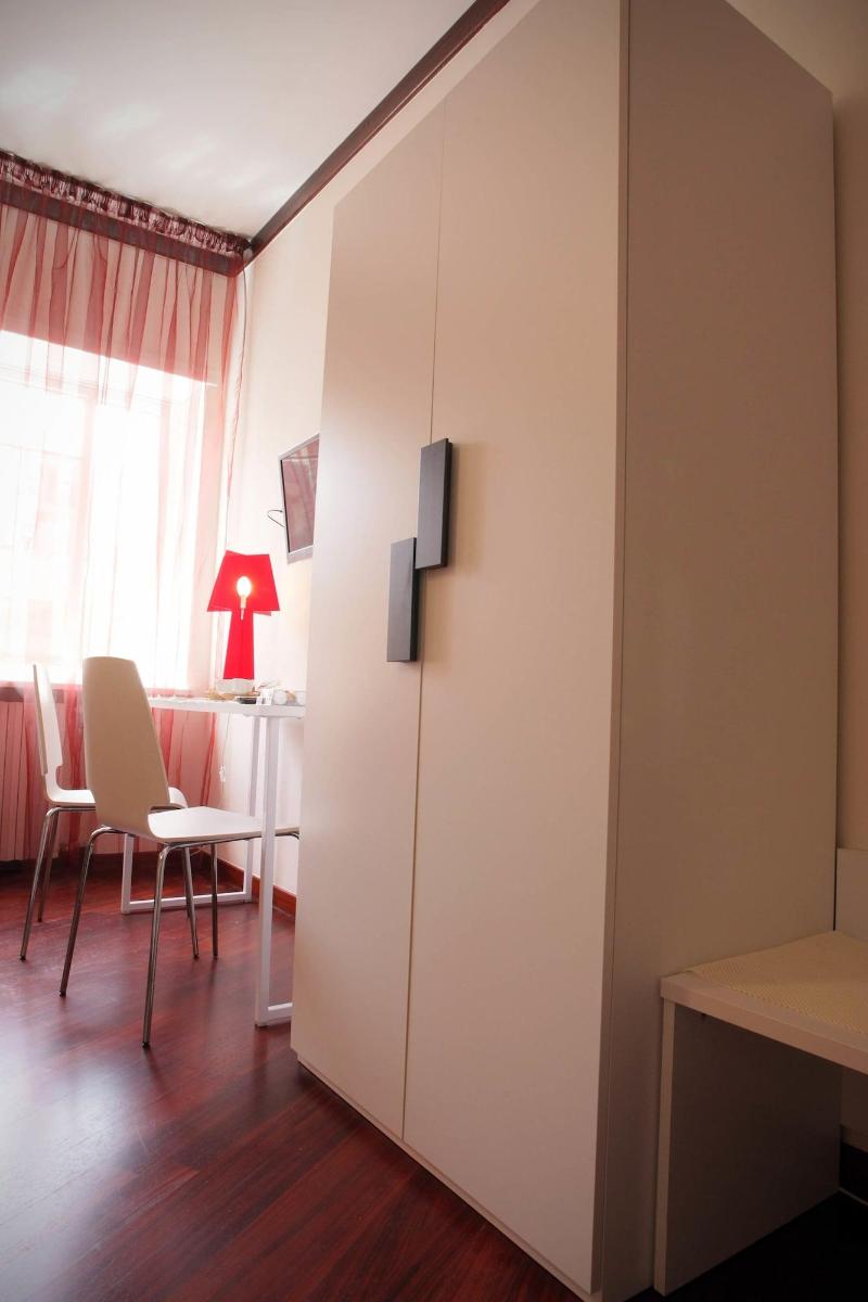 Clorinda's Rooms image