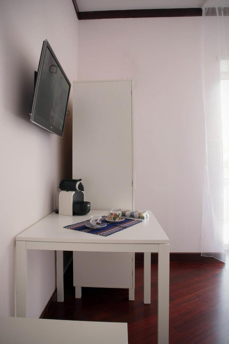 Clorinda's Rooms image