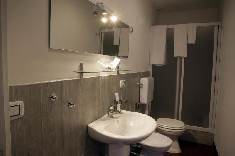 Clorinda's Rooms image