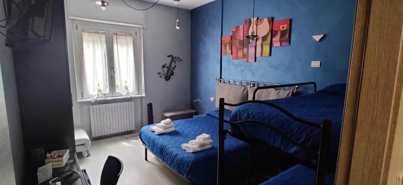 B&B SanRock image