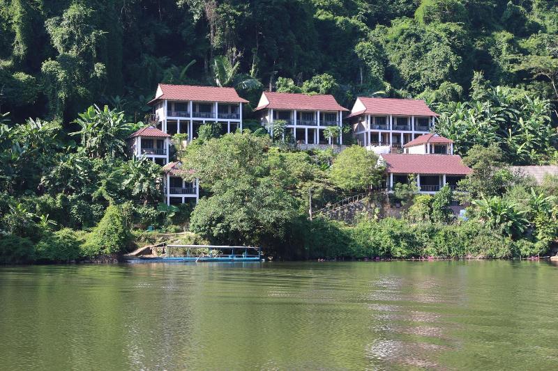 Ba Be Lakeside Bungalow image