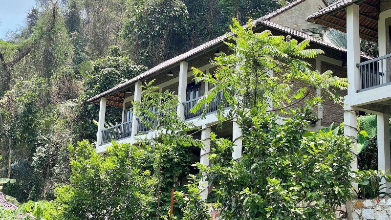 Ba Be Lakeside Bungalow image