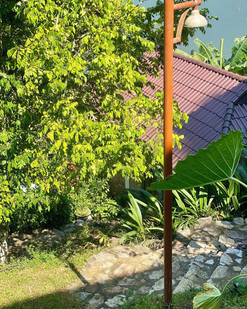 Ba Be Lakeside Bungalow image