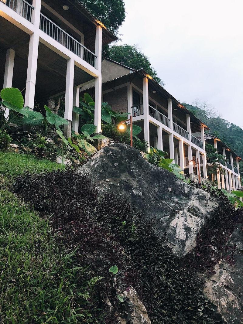 Ba Be Lakeside Bungalow image