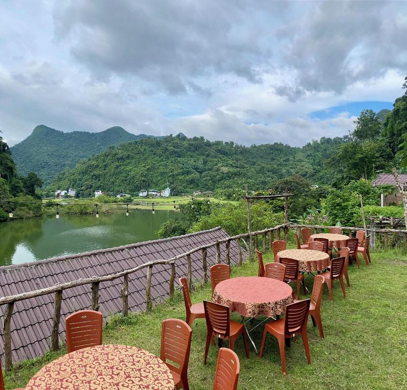 Ba Be Lakeside Bungalow image