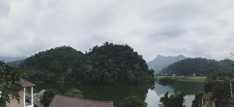 Ba Be Lakeside Bungalow image