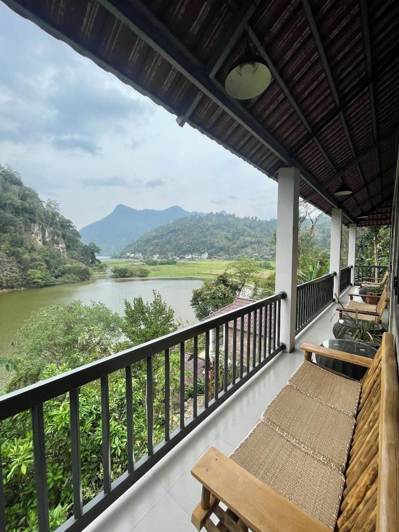 Ba Be Lakeside Bungalow image
