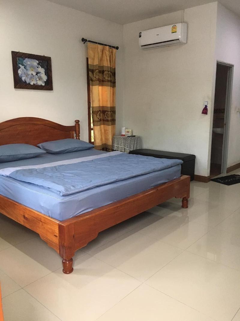 Baan Bangwua Resort image