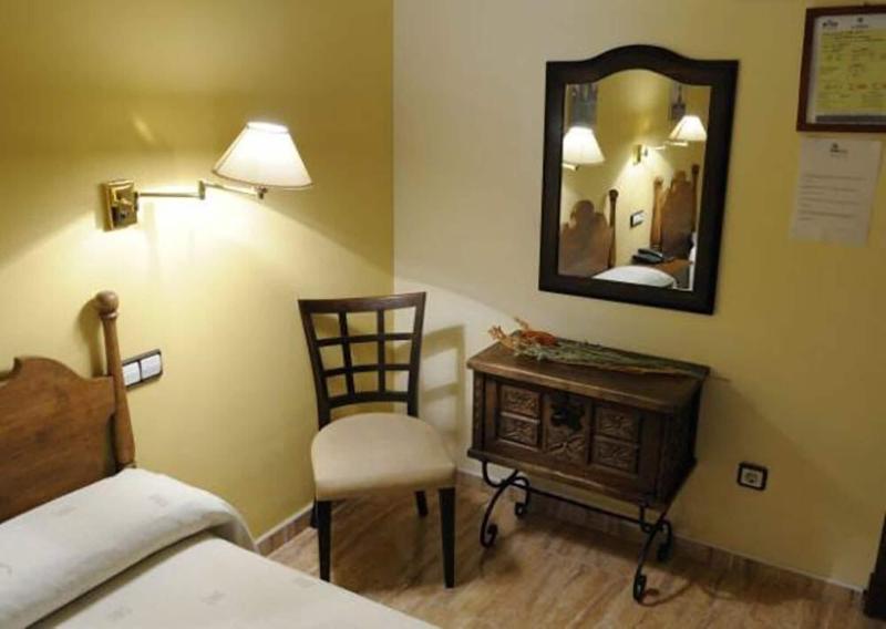 Hotel El Oasis image