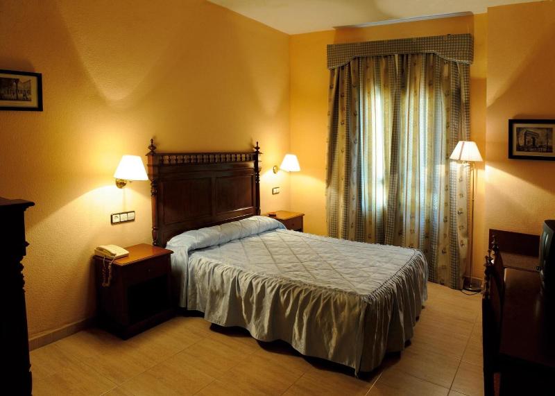 Hotel El Oasis image