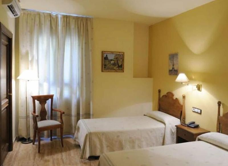 Hotel El Oasis image