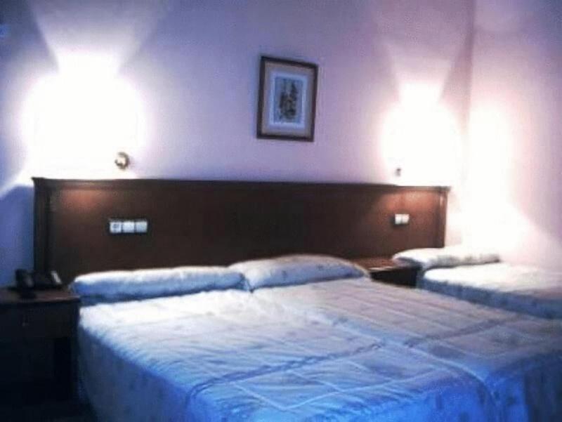 Hotel El Oasis image