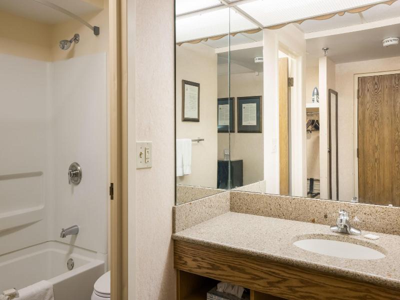 Bavarian Inn Of Frankenmuth image