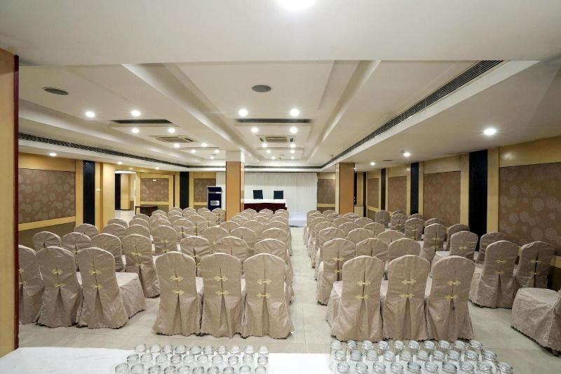Hotel Geetha Regency image
