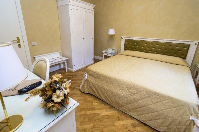 Hotel Gennarino image