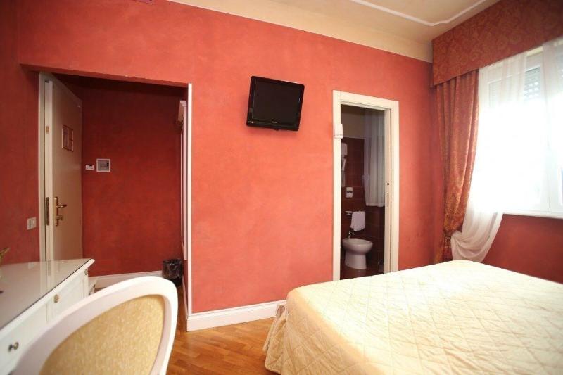 Hotel Gennarino image