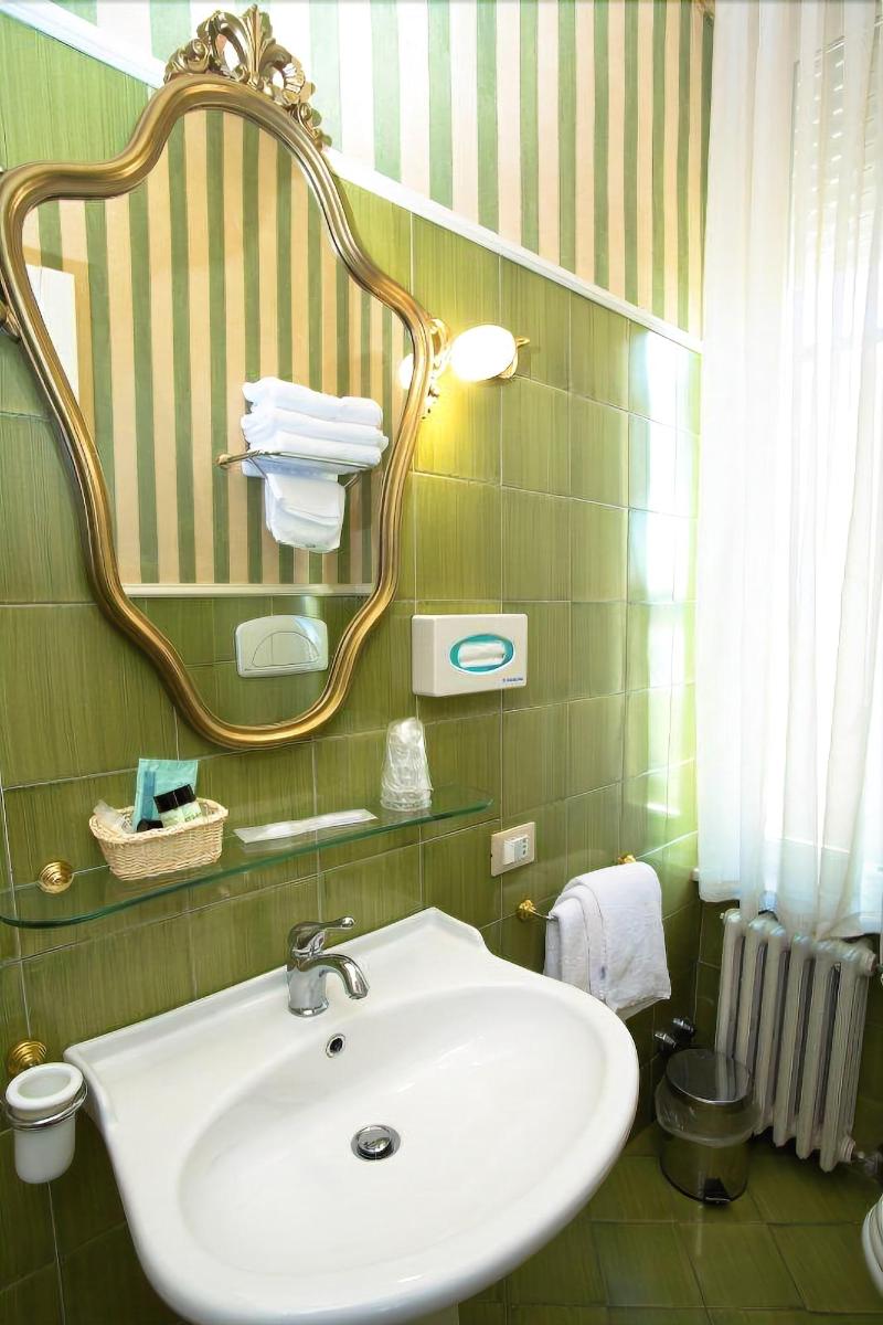 Hotel Gennarino image