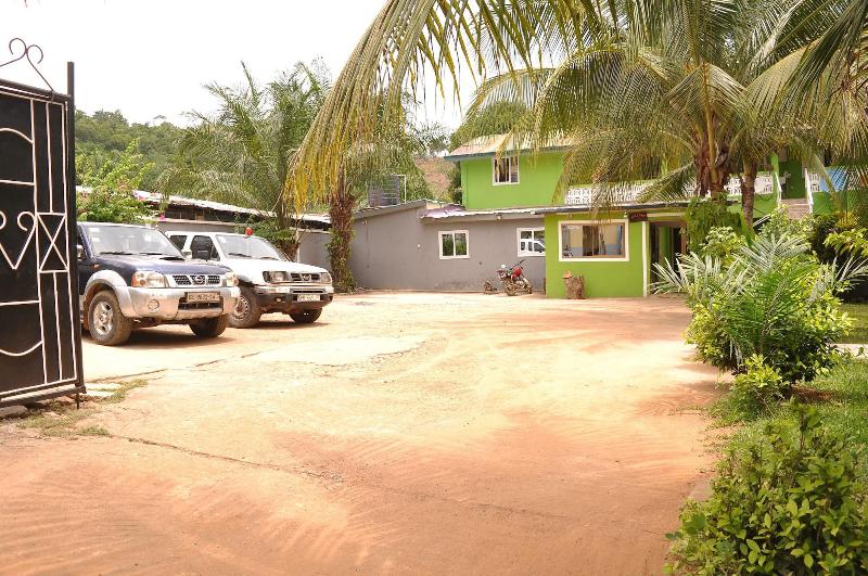 Bb Tributary Hotel