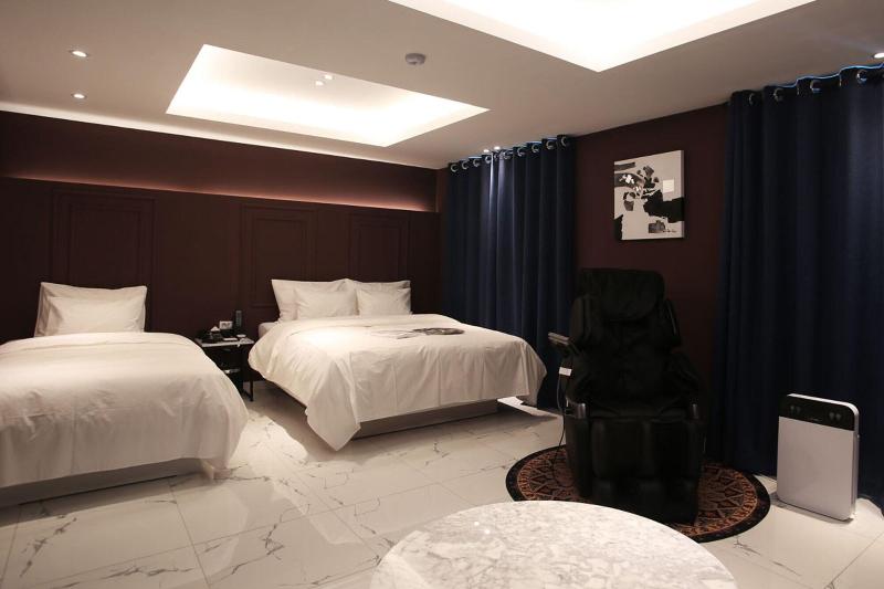 Hotel Gongju image
