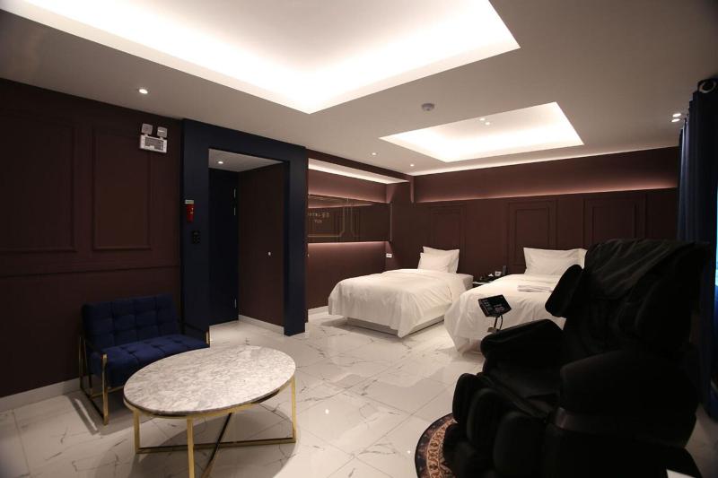 Hotel Gongju image