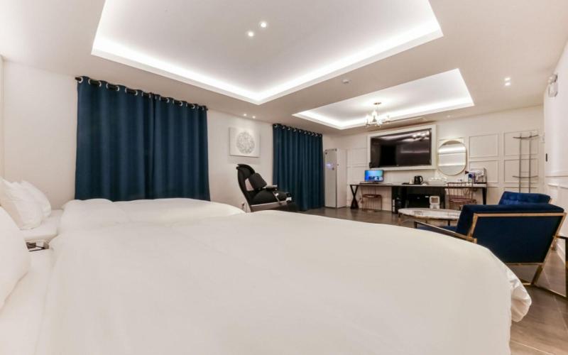 Hotel Gongju image