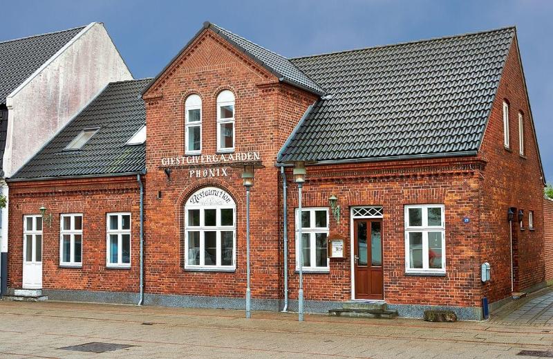 Bed and Breakfast Phønix image