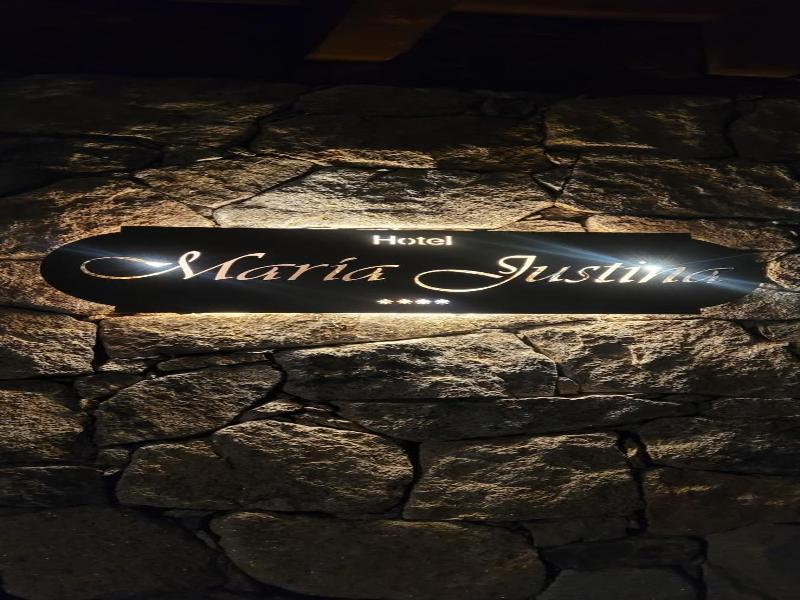 Hotel Gredos María Justina image
