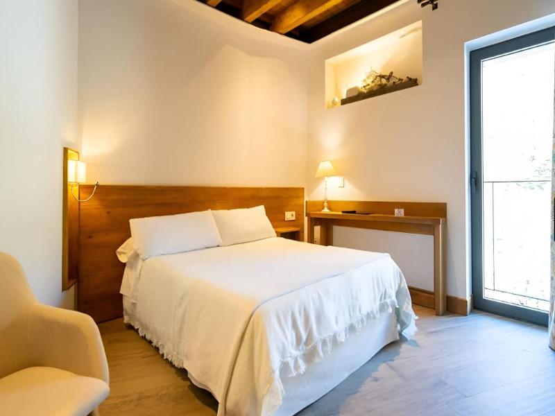 Hotel Gredos María Justina image