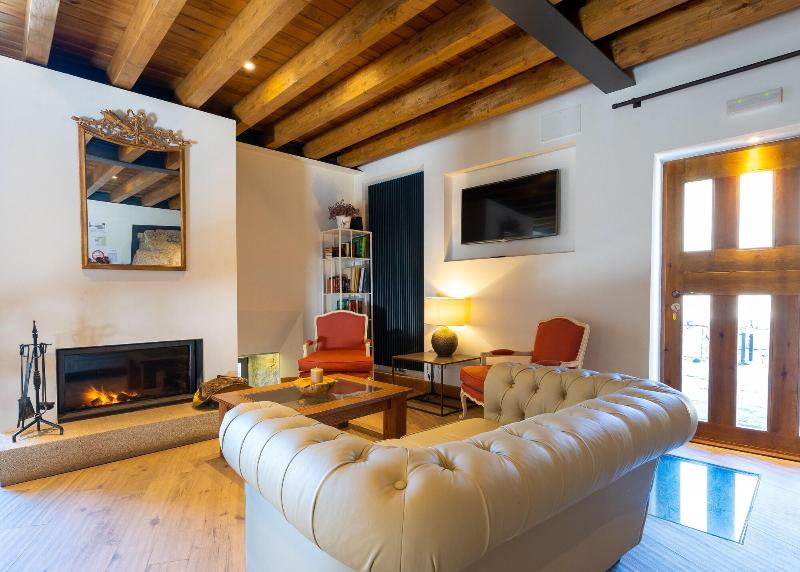 Hotel Gredos María Justina image