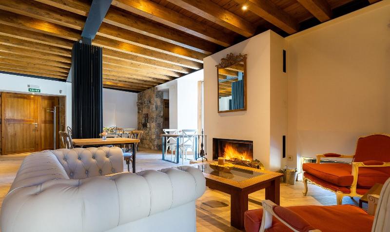 Hotel Gredos María Justina image