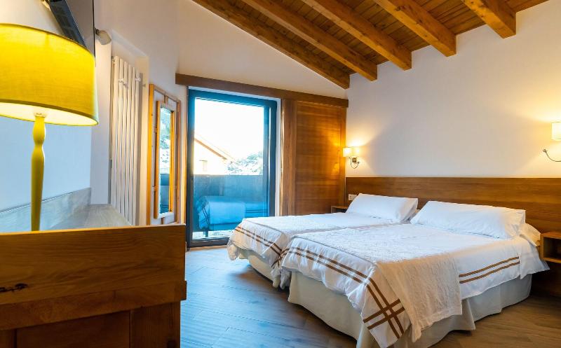 Hotel Gredos María Justina image