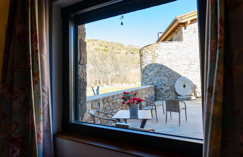 Hotel Gredos María Justina image