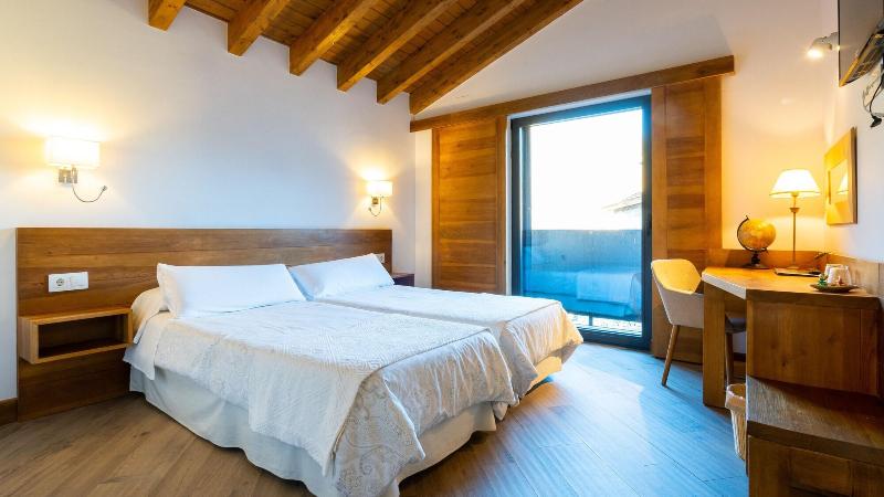 Hotel Gredos María Justina image