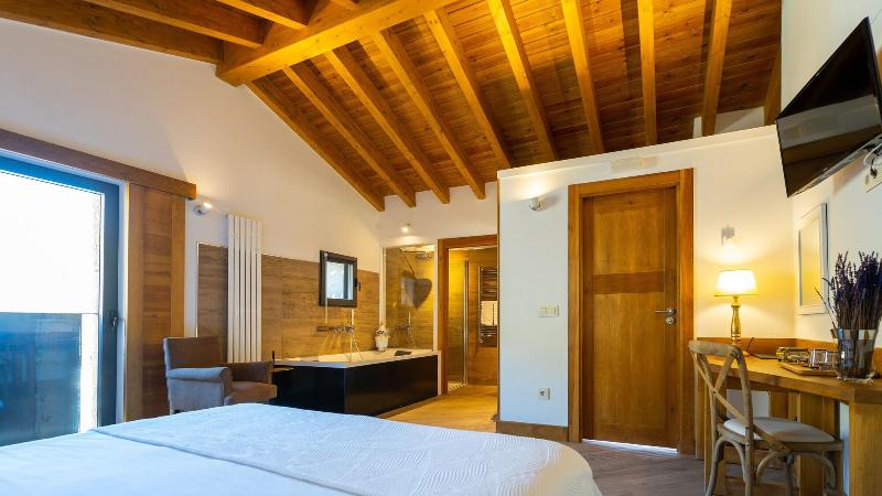 Hotel Gredos María Justina image