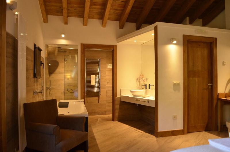 Hotel Gredos María Justina image