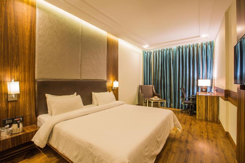 Hotel Hemala image