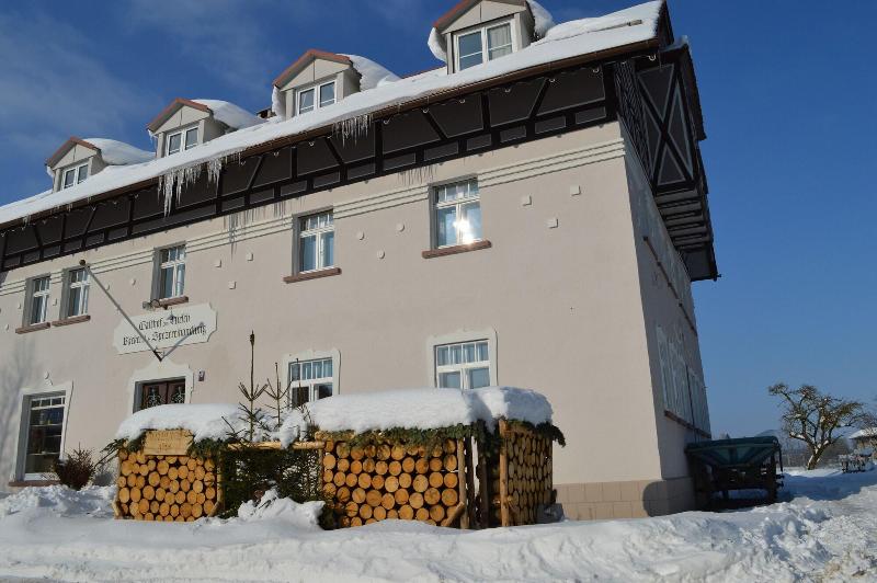 Hotel Historischer Dorfgasthof Hirsch image