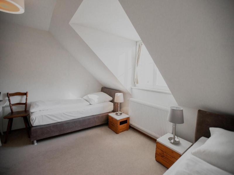 Hotel Historischer Dorfgasthof Hirsch image