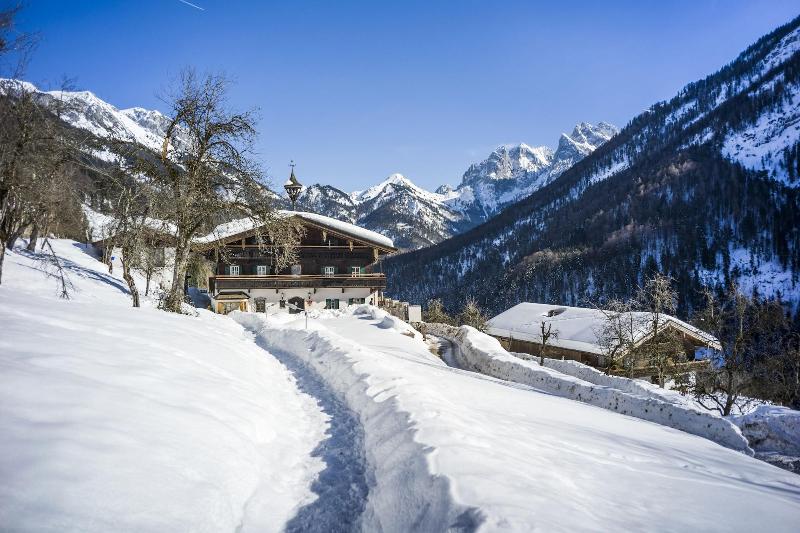 Berg'k'hof Kaisertal - Alpine Hideaway image