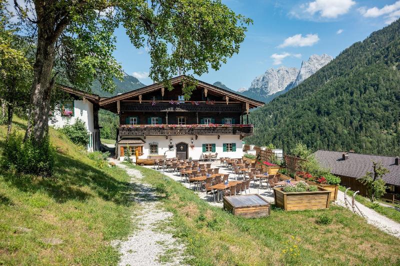 Berg'k'hof Kaisertal - Alpine Hideaway image