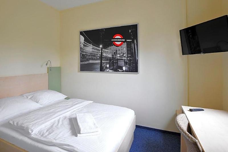 Best Deal Airporthotel Weeze image