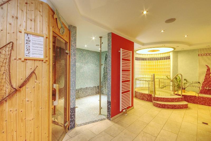 Hotel Jakob image