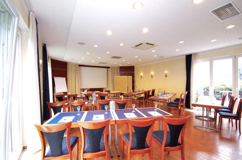 Hotel Jakob image