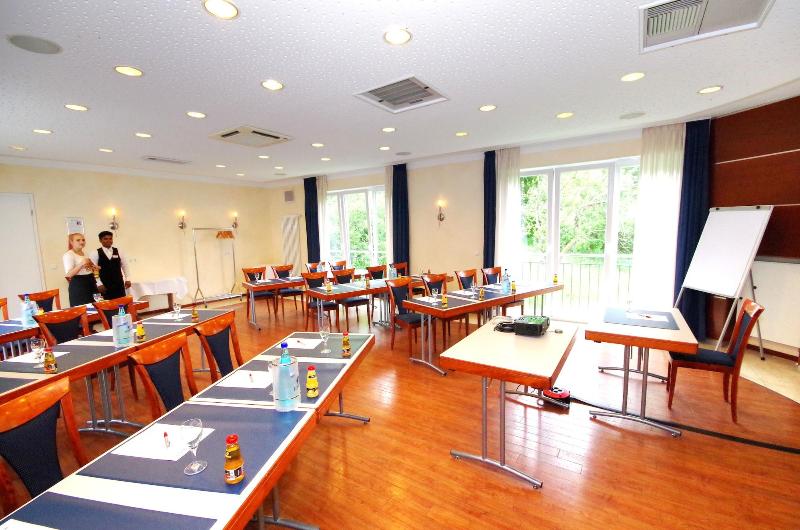 Hotel Jakob image