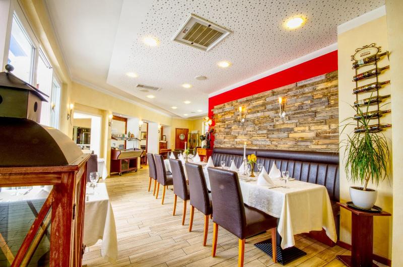 Hotel Jakob image