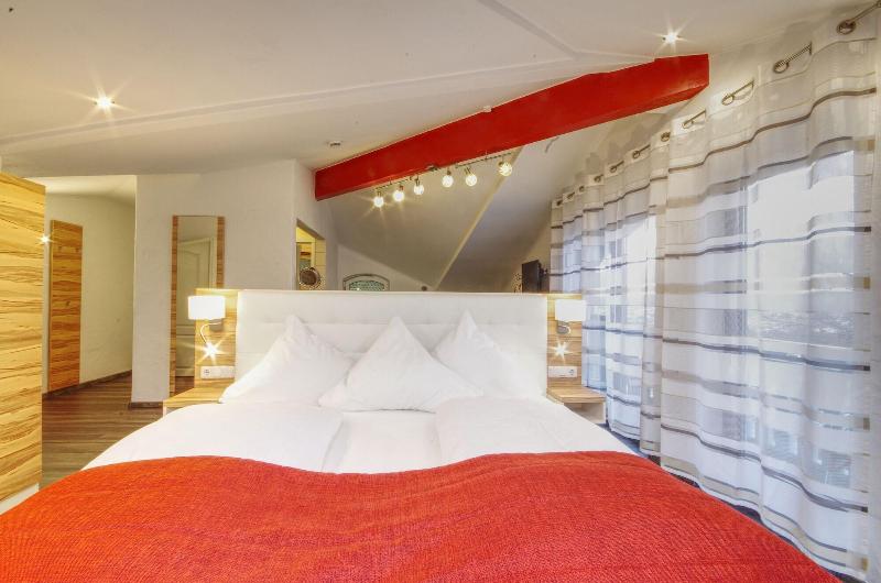 Hotel Jakob image