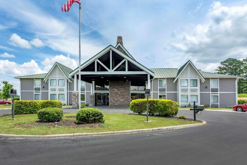 Quality Inn image