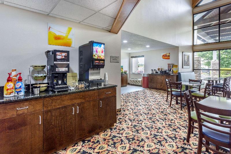 Quality Inn image 1