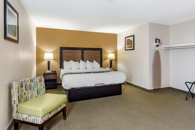 Quality Inn image